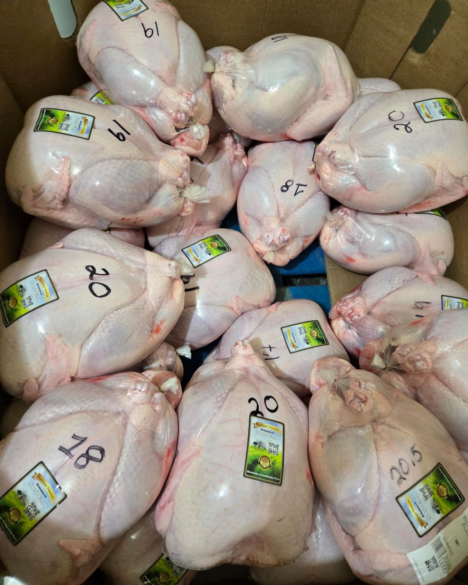 Free-Range Whole Turkey (Non-GMO) (15 - 17 lbs)