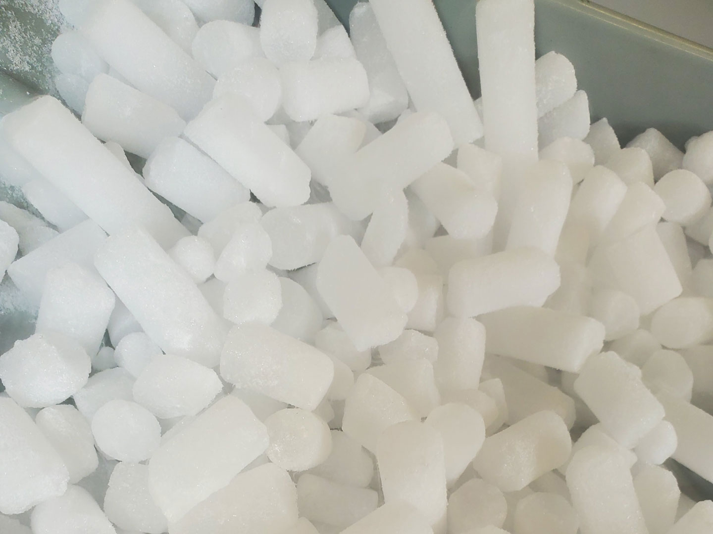 Premium Dry Ice Pellets (Cooler & Transport Ready) - $1.5 / lb